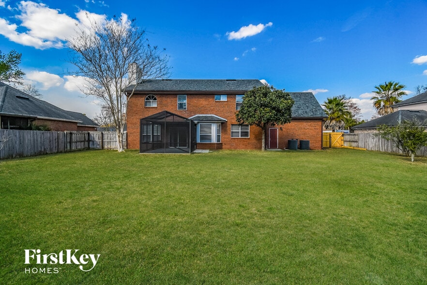 Building Photo - 5324 Downington Dr