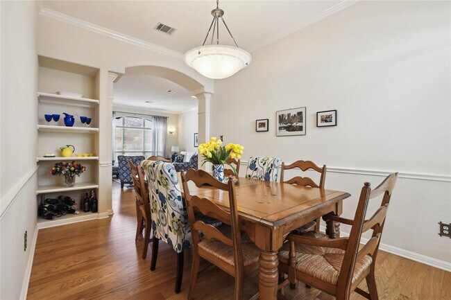 Building Photo - 3805 Pebble Ct