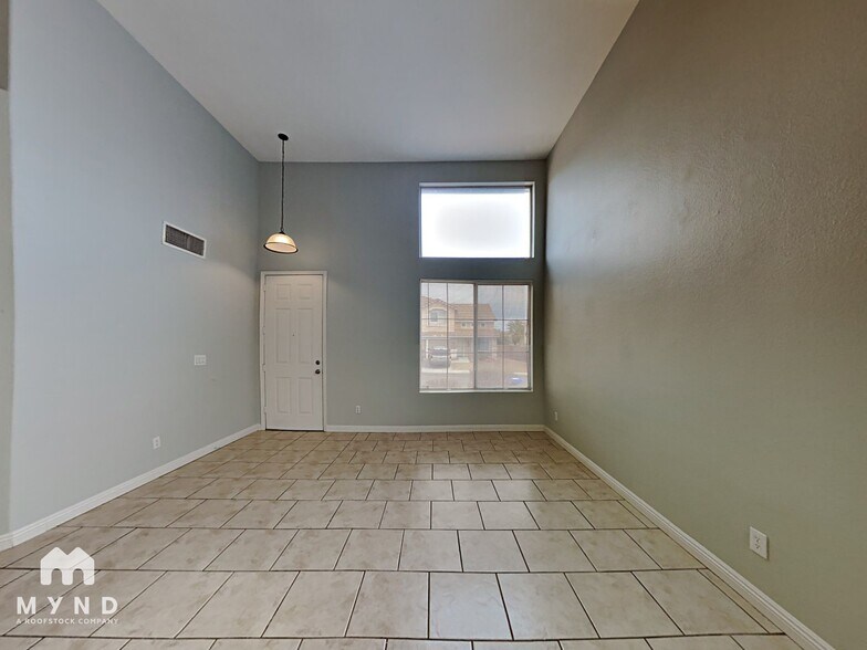 Building Photo - 245 Farlin Cir