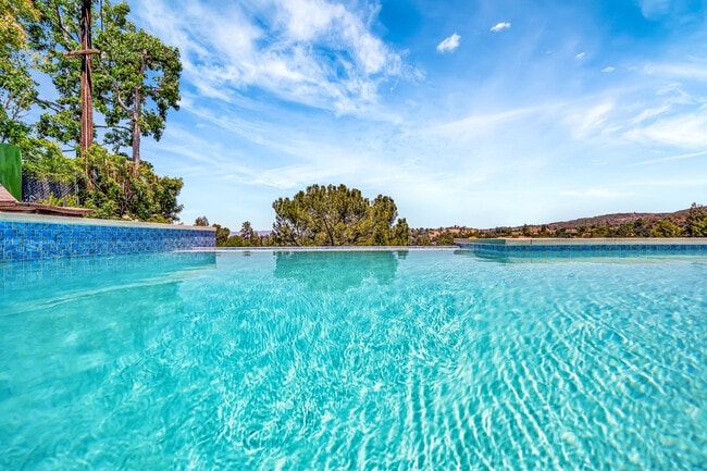 Building Photo - 22374 Algunas Rd