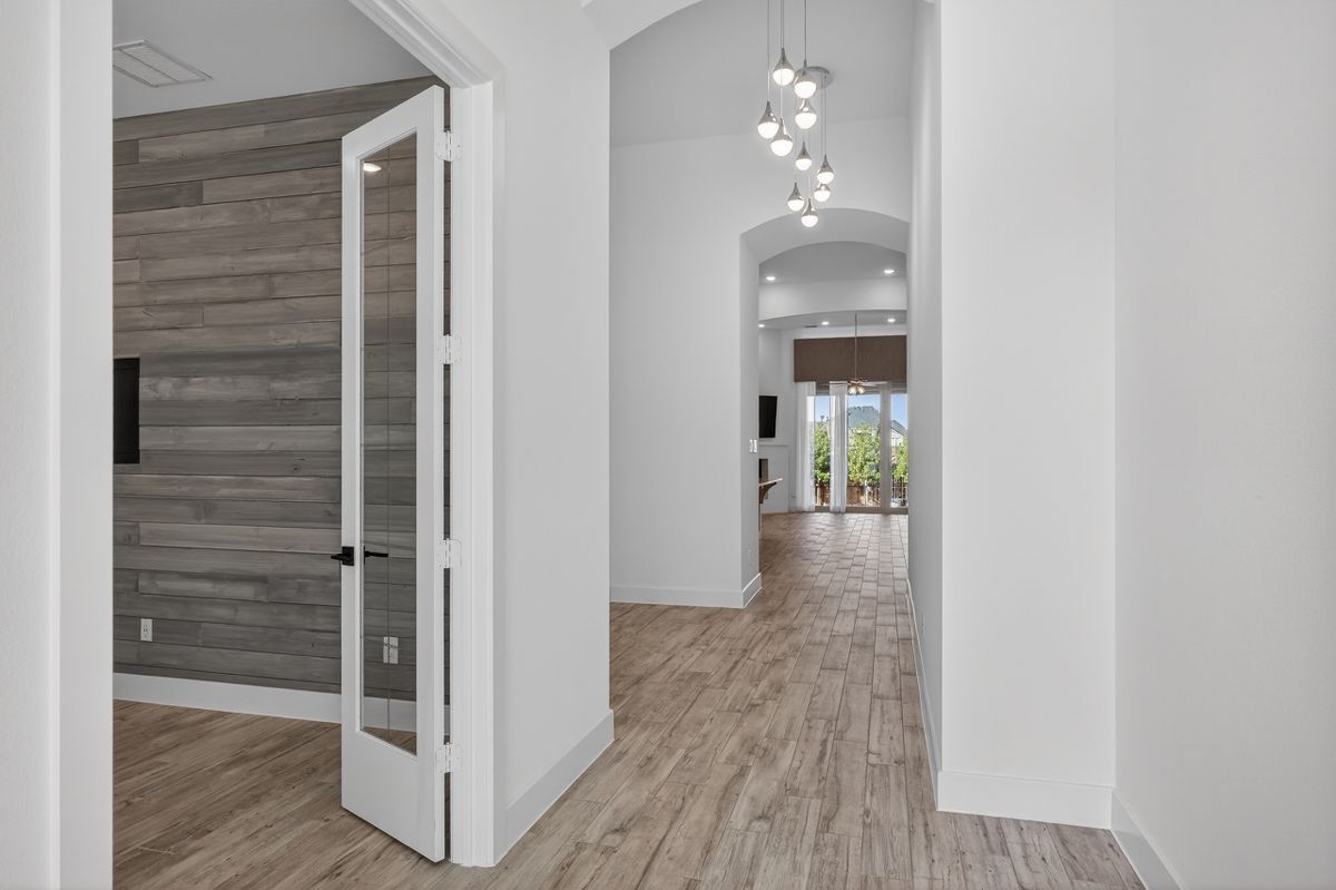 Building Photo - 2812 Fawnwood Ct