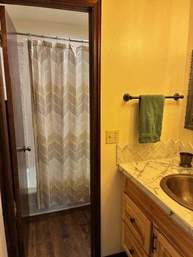 Building Photo - Winter Seasonal Rental- Dillon Valley East...