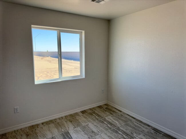 Building Photo - Almost New Three Bedroom Two Bath Home