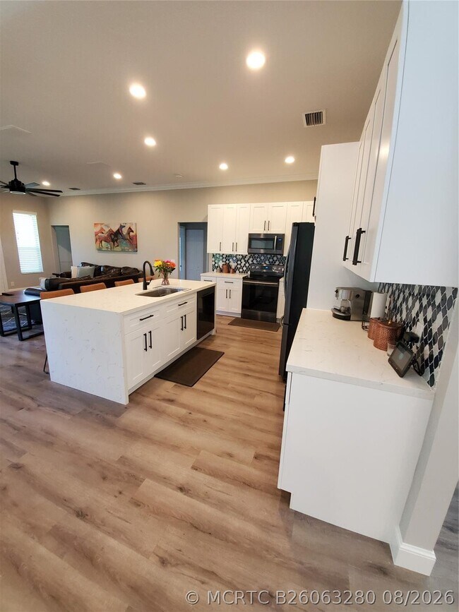 Building Photo - 13917 Sheffield Ct