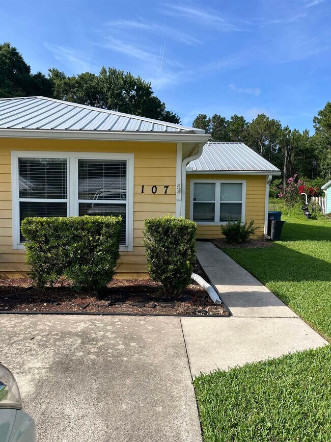 Primary Photo - 107 Plantation Point Dr