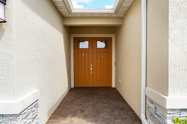 Building Photo - 1082 Great Belt Cir