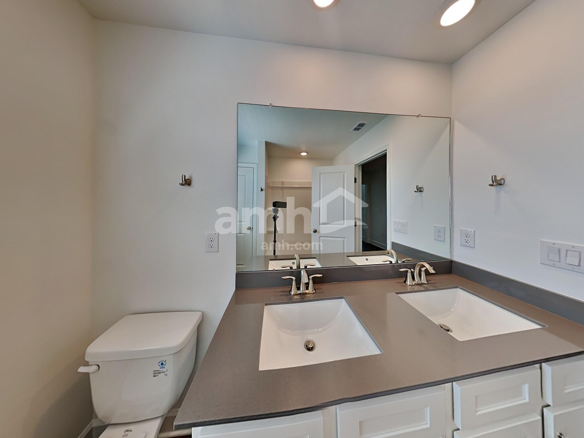 Building Photo - 37778 Dusty Saddle Ln