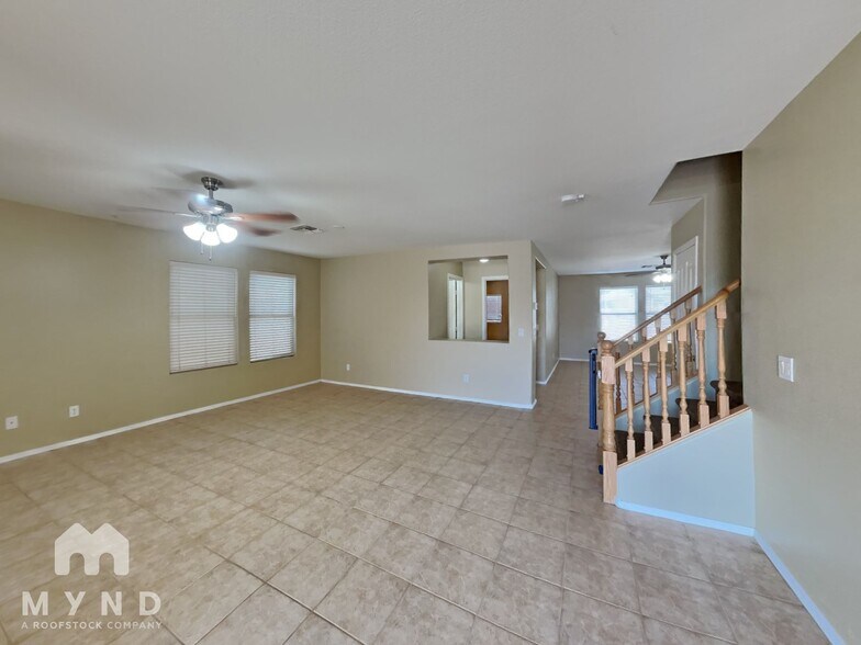 Building Photo - 672 W Barrus St