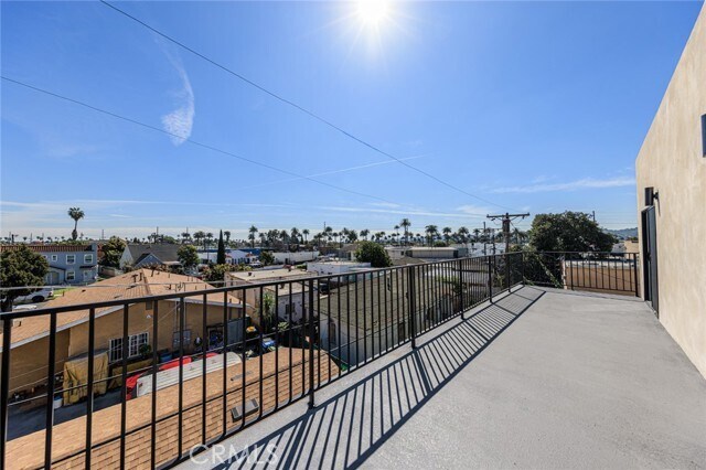 Building Photo - 2426 S West View St