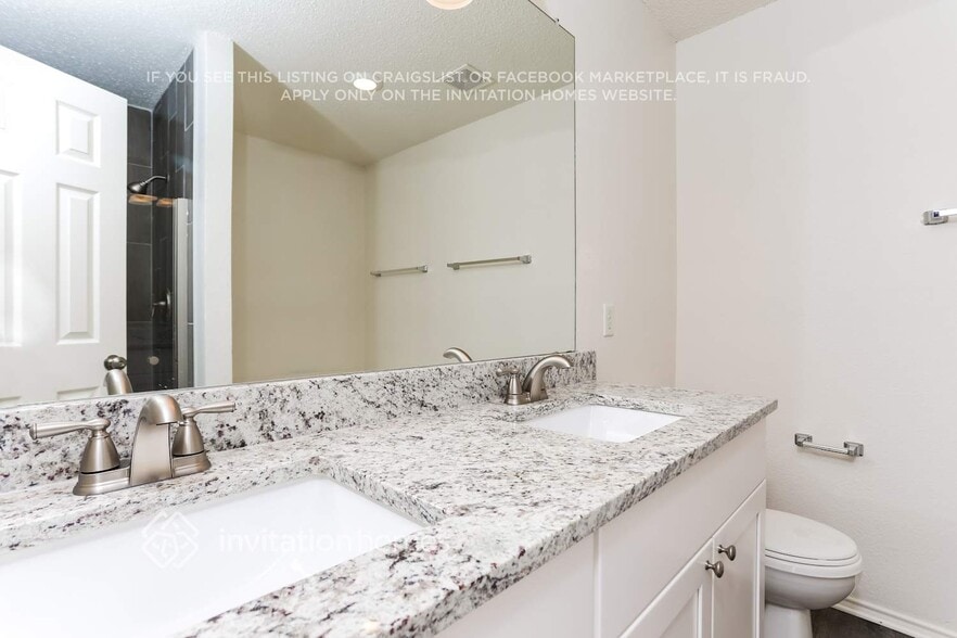 Building Photo - 2525 Rivers Edge Dr