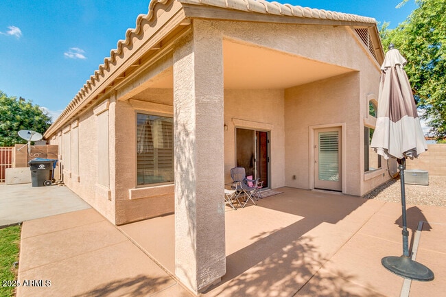 Building Photo - 17597 W Corrine Dr