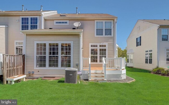 Building Photo - 1709 Hayle Dr