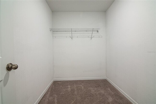 Building Photo - 205 Mandovi St