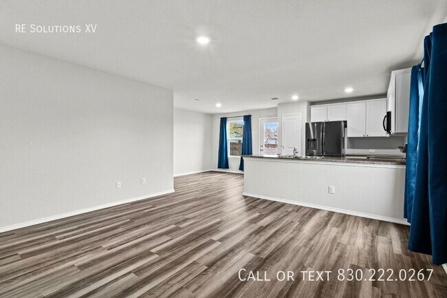 Building Photo - 5734 Mountain Point
