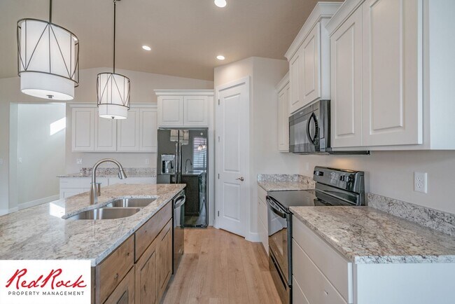 Building Photo - 3 Bedroom Home In Brio Community – Washington City