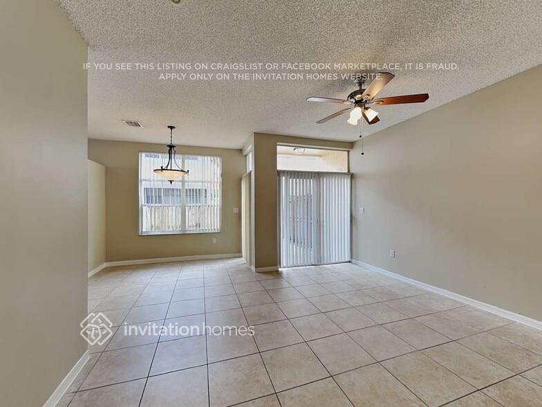 Building Photo - 3100 N 36th Ave