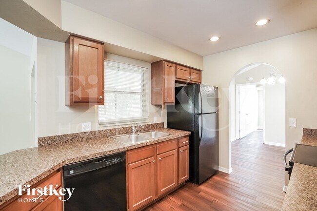 Building Photo - 8149 Anhinga Rd