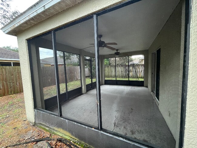 Building Photo - 4321 Swanna Dr