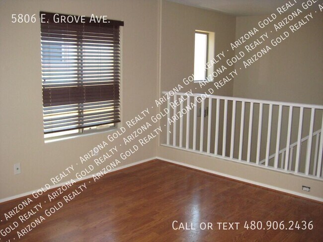 Building Photo - 5806 E Grove Ave