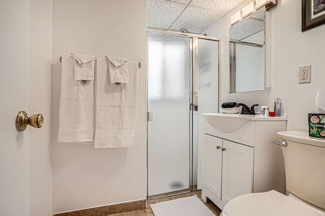 Building Photo - 4225 Eaton Ct