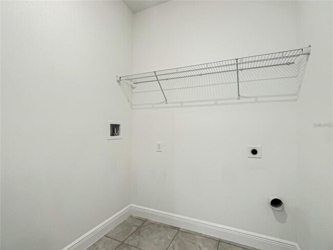 Building Photo - 406 Marion Oaks Trail