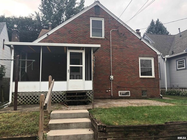 Building Photo - 440 E 30th St
