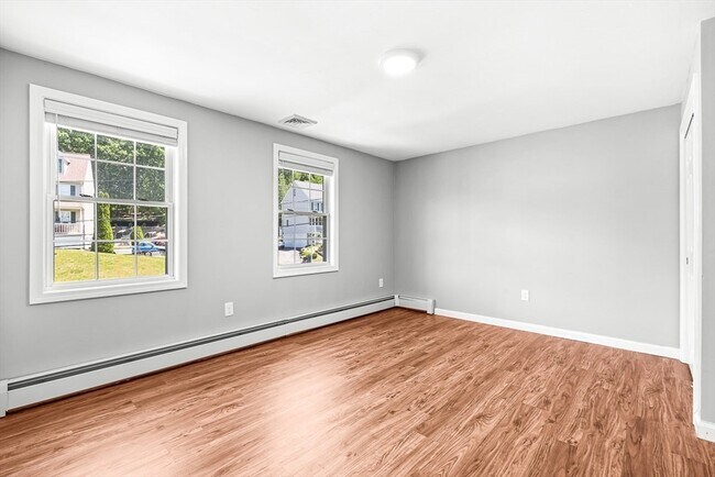 Building Photo - 38 Idora Ave