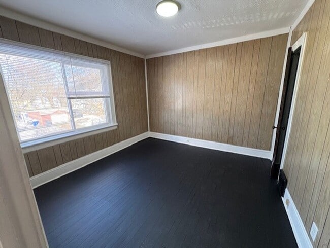 Building Photo - 3973-3975 E 123rd St Cleveland Oh 44105 MFH .T2