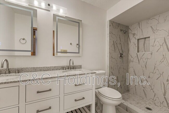 Building Photo - 630 S 276th E Ave