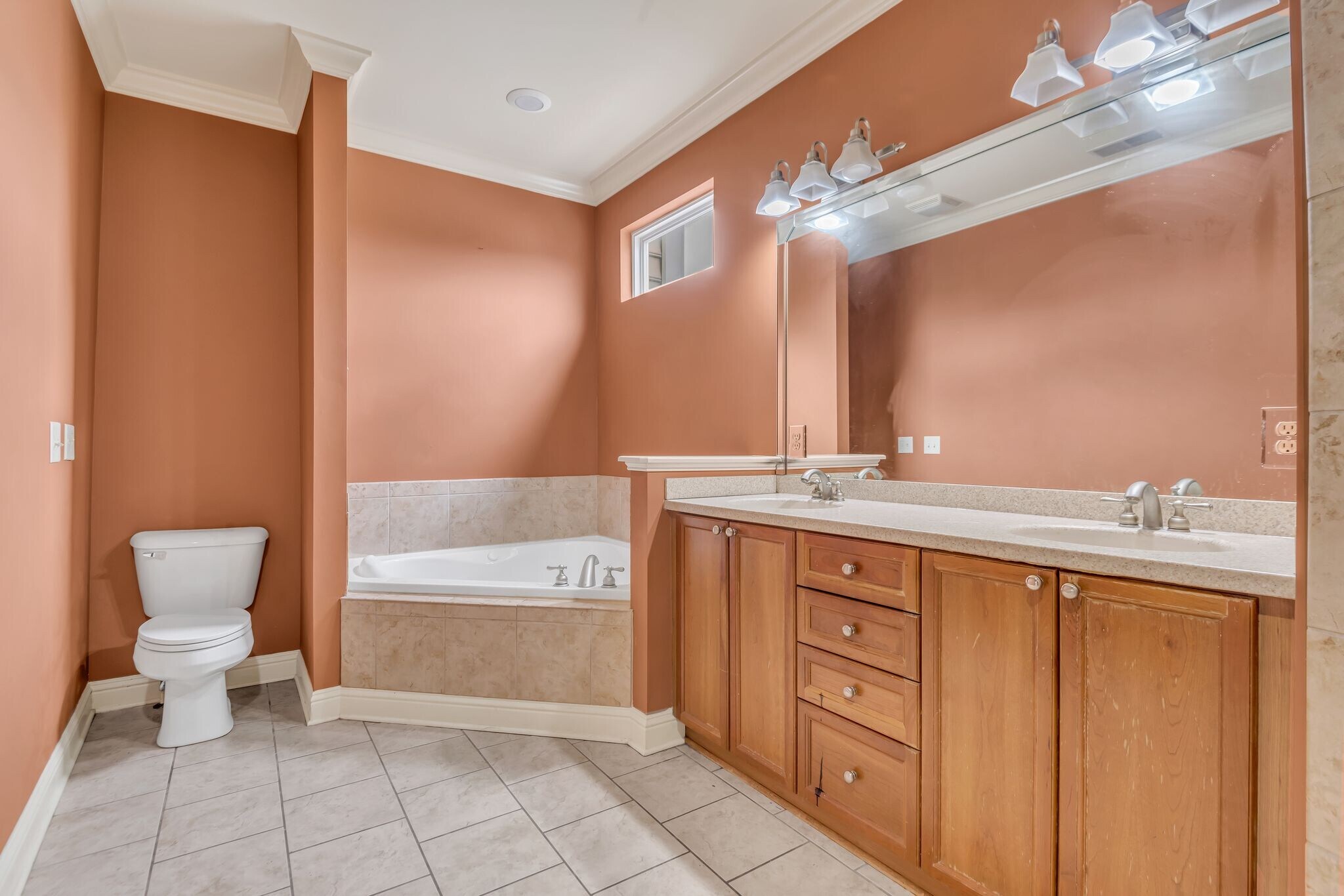Building Photo - 4316 Summercrest Blvd