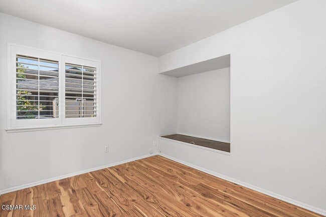 Building Photo - 28551 Conejo View Dr