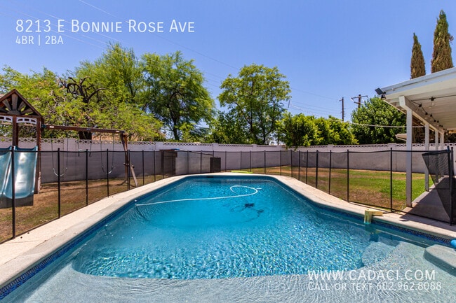 Building Photo - 8213 E Bonnie Rose Ave