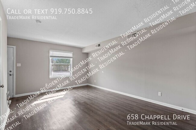 Building Photo - 658 Chappell Dr