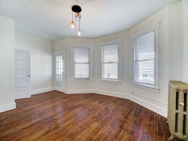 Building Photo - 322 Westfield Ave