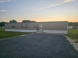 Building Photo - 24266 King Rd