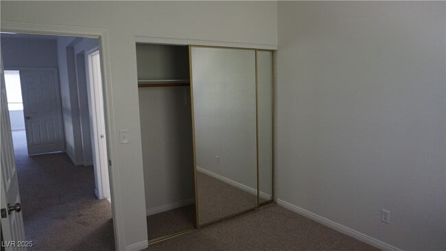 Building Photo - 9428 Aspen Glow Dr