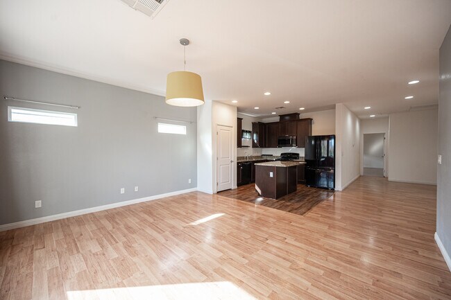 Building Photo - 8904 Harmony Hall Ave