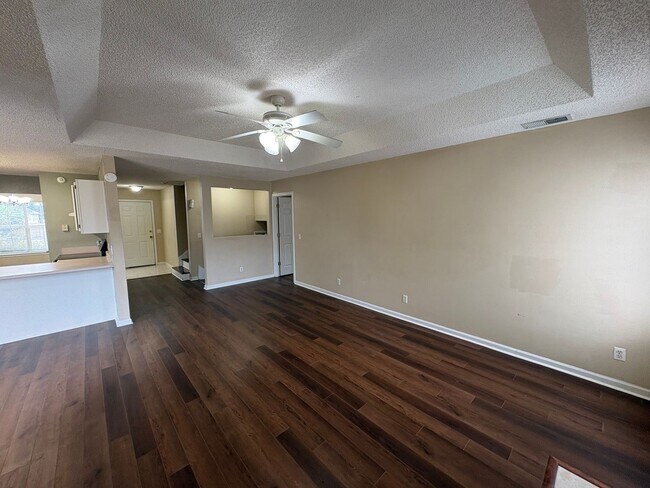 Building Photo - Great Georgetown Home