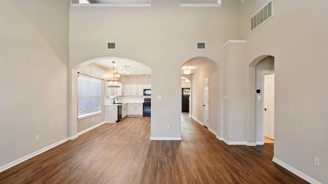 Building Photo - 3916 Bandice Ln