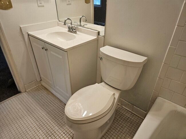 Building Photo - 148 Glen Acres Ct