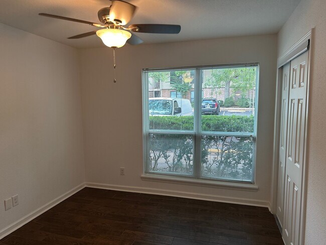 Building Photo - 5005 Georgi Ln