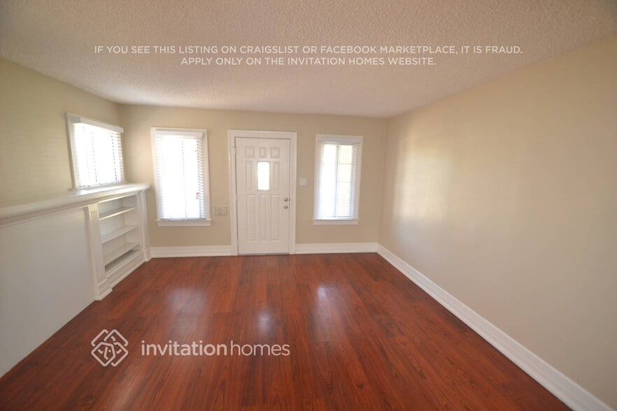 Building Photo - 5712 5th Ave