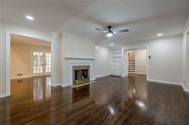 Building Photo - 6640 Williamson Dr NE