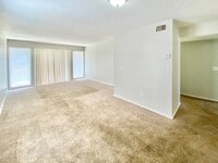 Building Photo - 1208 Bush River Rd