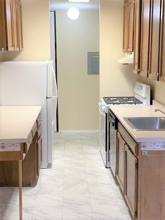 Building Photo - 32 Shrewsbury Green Dr