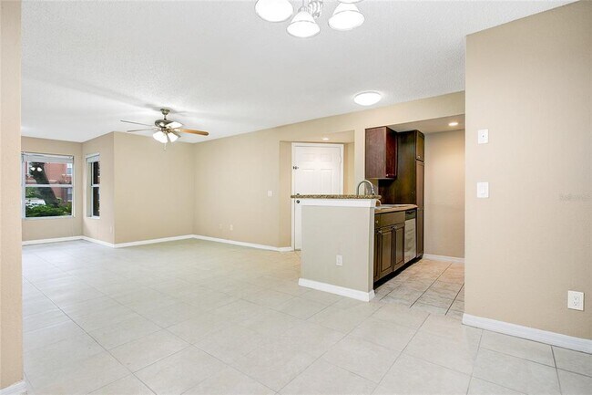 Building Photo - 5156 Conroy Rd
