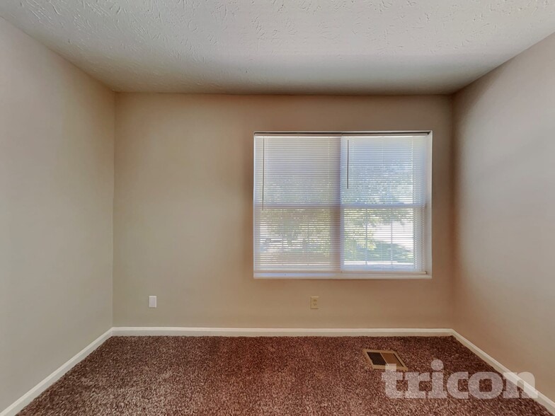 Building Photo - 1809 Woodstream Ct