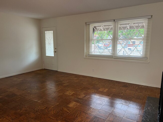 Building Photo - Goleta 3 Bedroom Home