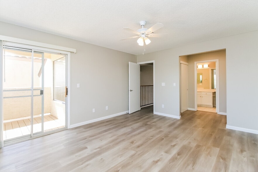 Building Photo - 3440 E Southern Ave