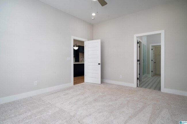 Building Photo - 4764 Silas Ave